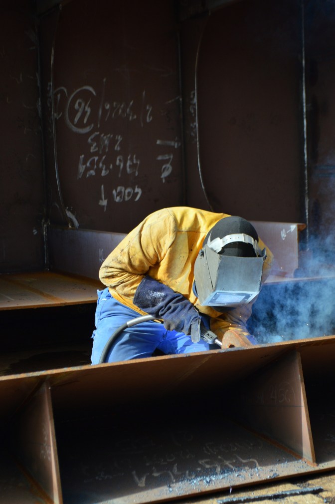 Processing of steel for the LNG-fuelled container ship/Brodosplit/PHOTO Skveranka